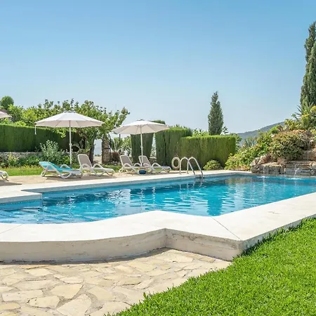 1 Bedroom Amazing In * Periana